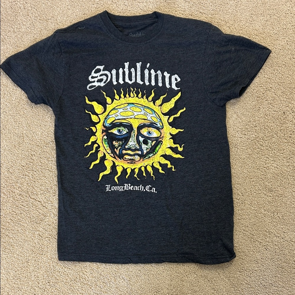 Women's Charcoal Graphic Tee with Sun Design